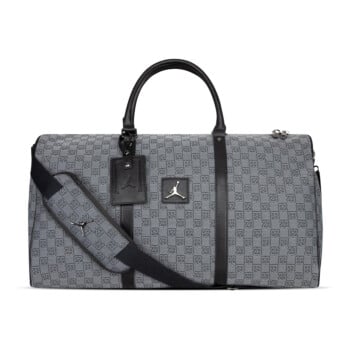 バッグ Jordan Brand Monogram Duffle Bag (25L) JORDAN MONOGRAM DUFFLE BAG - 25L | Спортивные и дорожные сумки