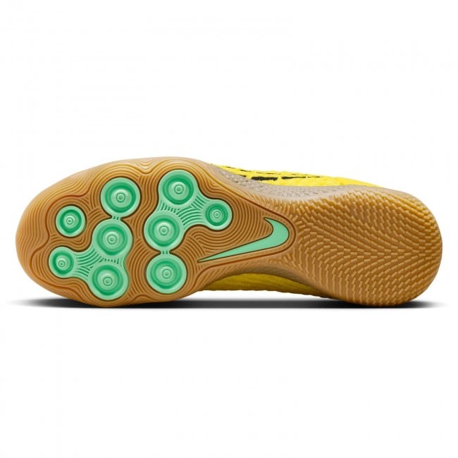 Nike men s react gato indoor court soccer shoes Sportland