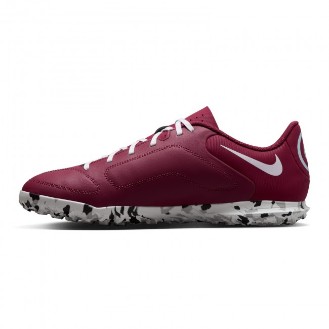 Soccer shoes nike tiempo sales