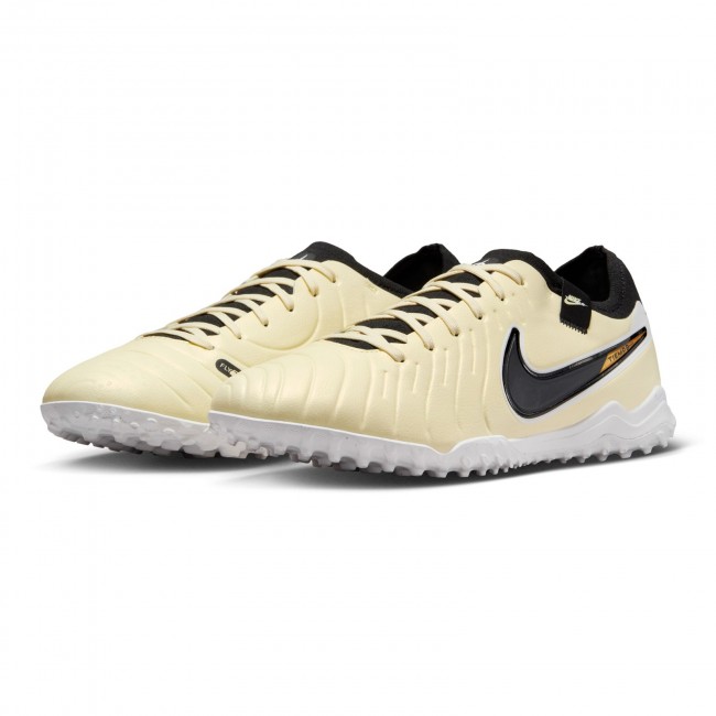 Nike shoes tiempo top