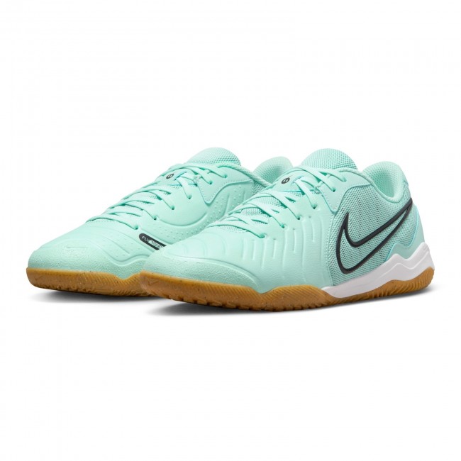 Nike indoor football trainers top