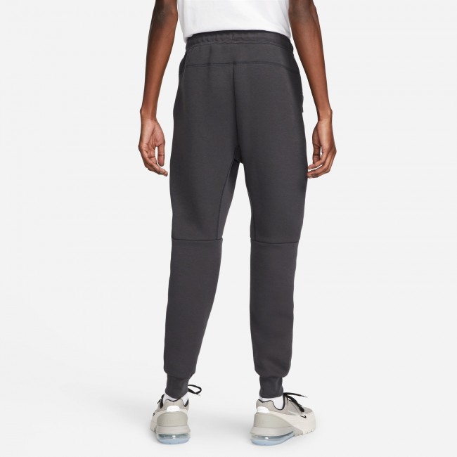 Nike sportswear men's joggers hotsell