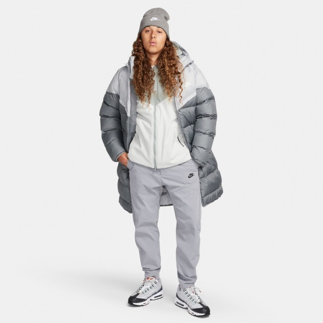 Nike windrunner primaloft men s storm fit hooded parka jacket Sportland