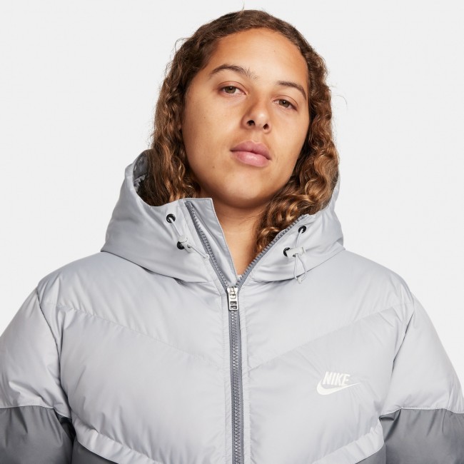 Nike windrunner primaloft men s storm fit hooded parka jacket Sportland