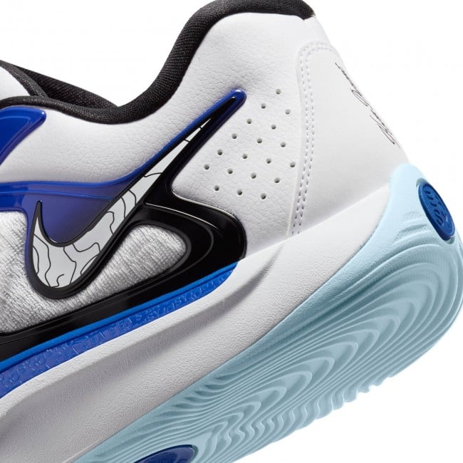 Nike grey basketball shoes clearance